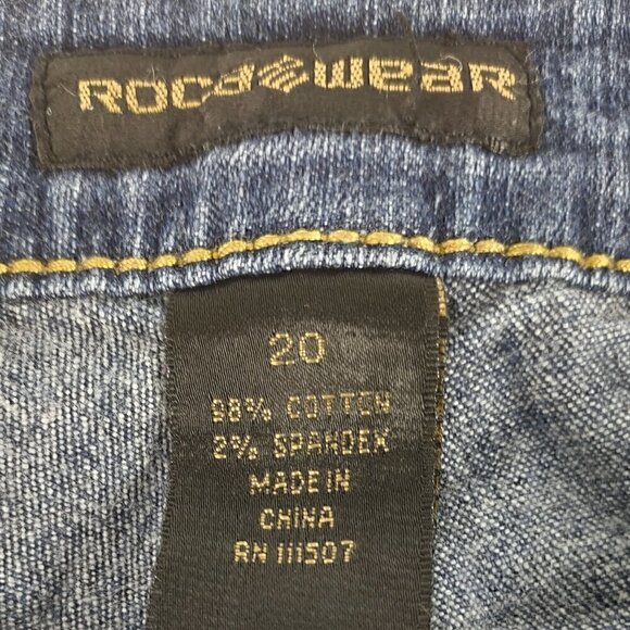 Rocawear Womens Embroidered Cotton Blend Denim Blue Capri Jeans Size 20 - Picture 10 of 11